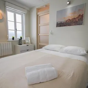 https://joli-studio-au-coeur-du-vieux-lille.lillehotels.org
