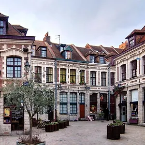 https://lille-hypercentre-superbe-appart-50m2.lillehotels.org