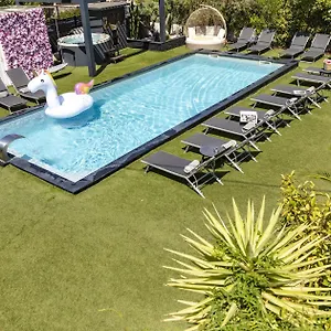 3* Hotel Eden - Centre-ville- Piscine Chauffee, Jacuzzi Et Sauna - Parking Prive