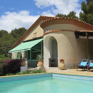 Cassis Hostel Hostal